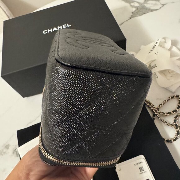 Authentic Chanel 25C Caviar Vanity with Chain NIB - Picture 6 of 13